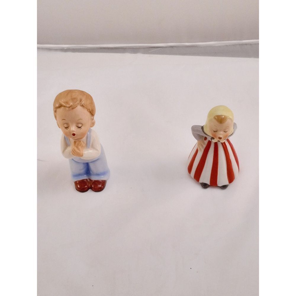 Kissing Boy Girl Ceramic‎ Figures Japan 4.5"